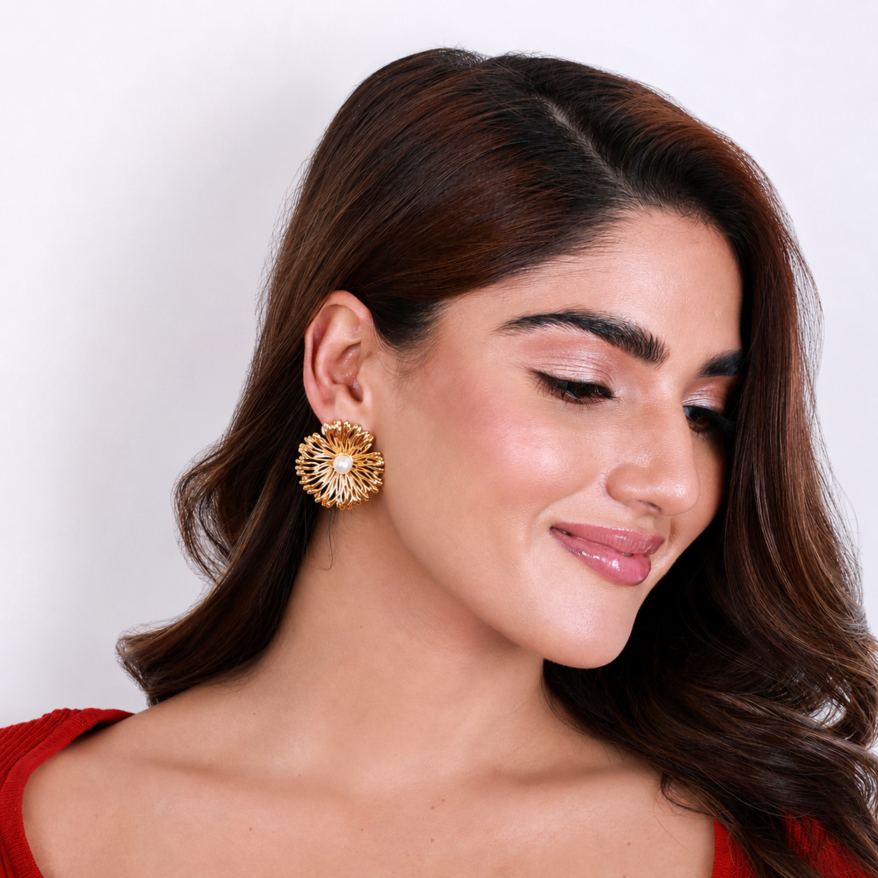 Vintage Radiant Daisy Earrings