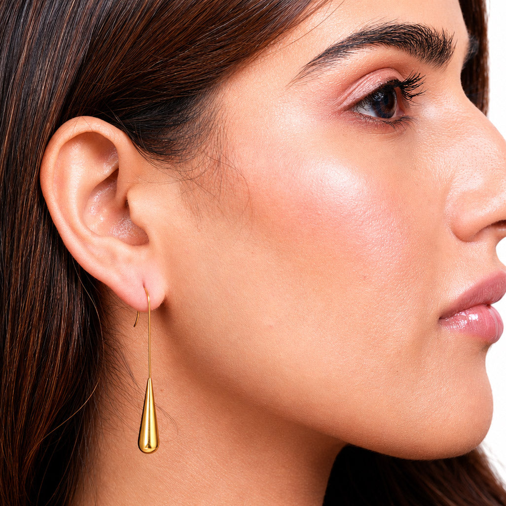 Minimalist Gold Water Droplet Earrings