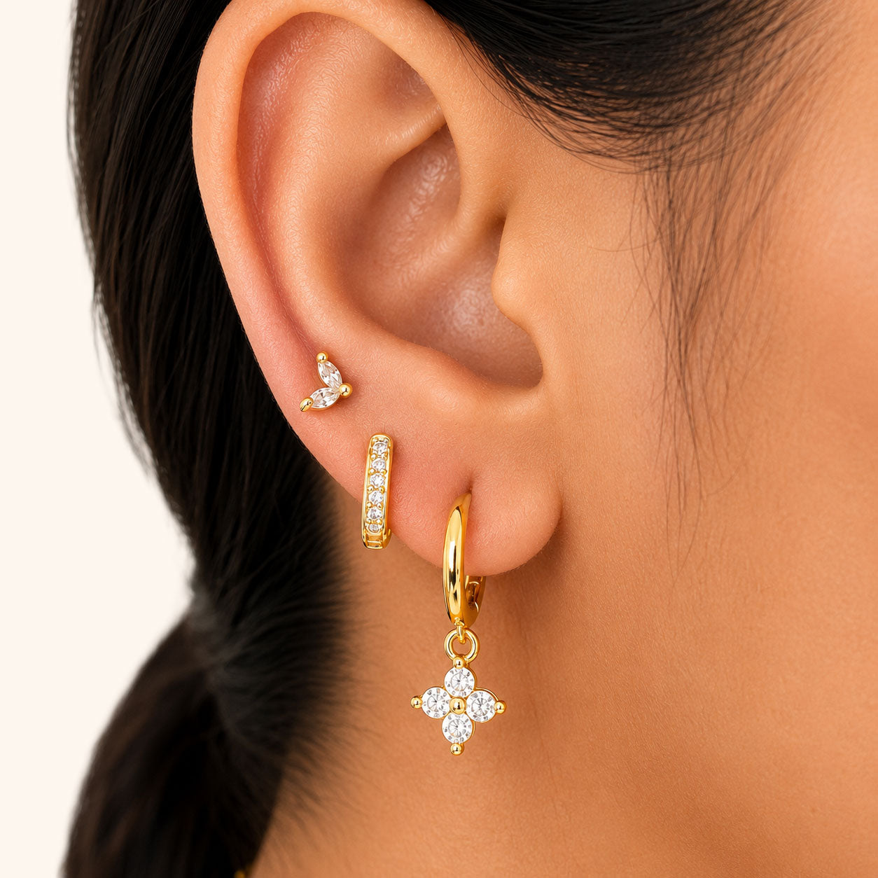 Ivory Clover Earring Set